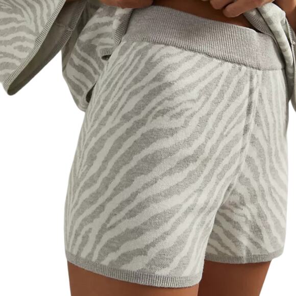 NWOT Anthro Dolan Left Coast Collection Trudy Knit Short - Gray/White - Medium - Picture 2 of 15